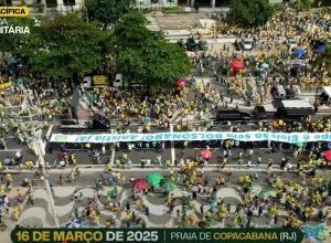 Bolsonaro-participa-de-ato-por-anistia-no-Rio-de-Janeiro-2